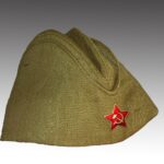 Пилотки военные.